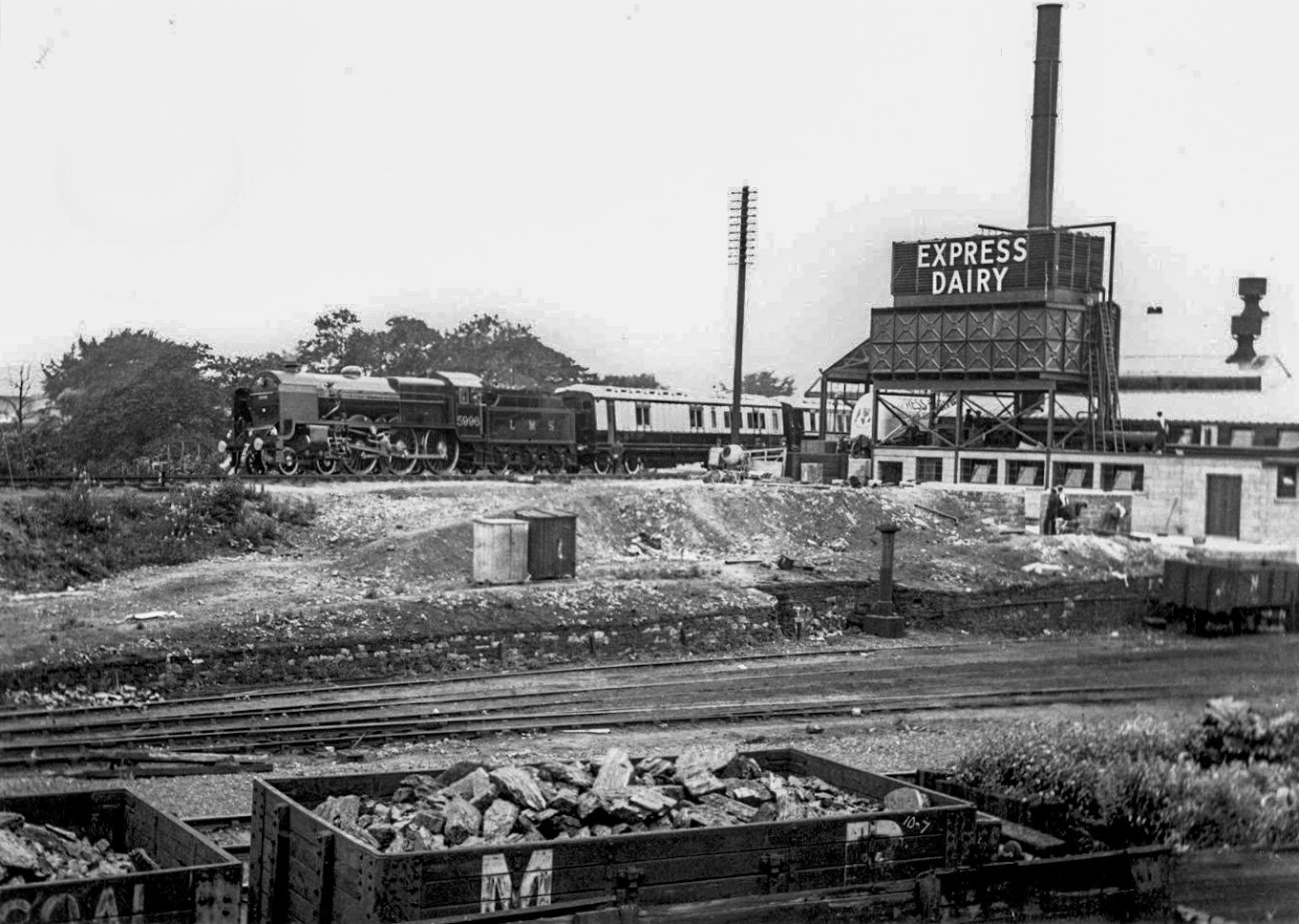 1933 Royal train at Rowsley on 3rd July-the Express Dairy was formally opened on the 20th of the same month.(Courtesy Peak Rail, photo E.R Morten)