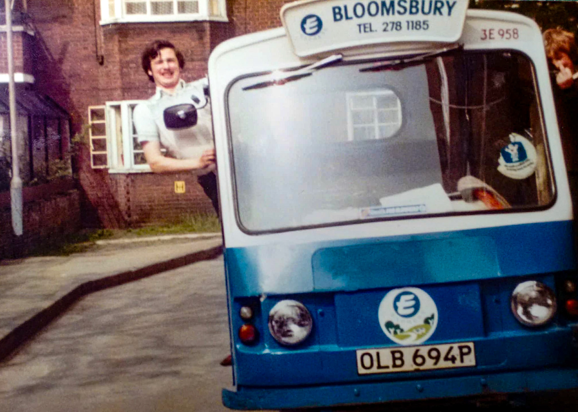 1985, Bloomsbury Depot. Michael Aldread comments "Me on my round in 1985, taken in York Way Court, Kings Cross.Happy days 😃" (Courtesy Michael Aldread)