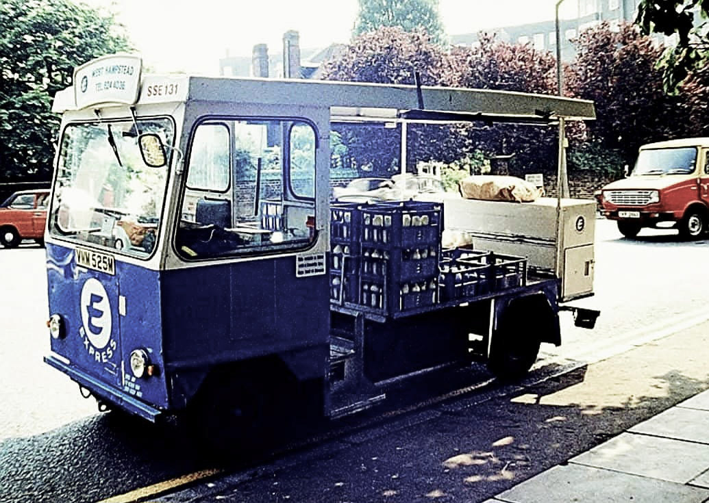 1980's West Hampstead float VYX525W, Fleet SSE131. (Courtesy Express  Dairy Memories FB Group)