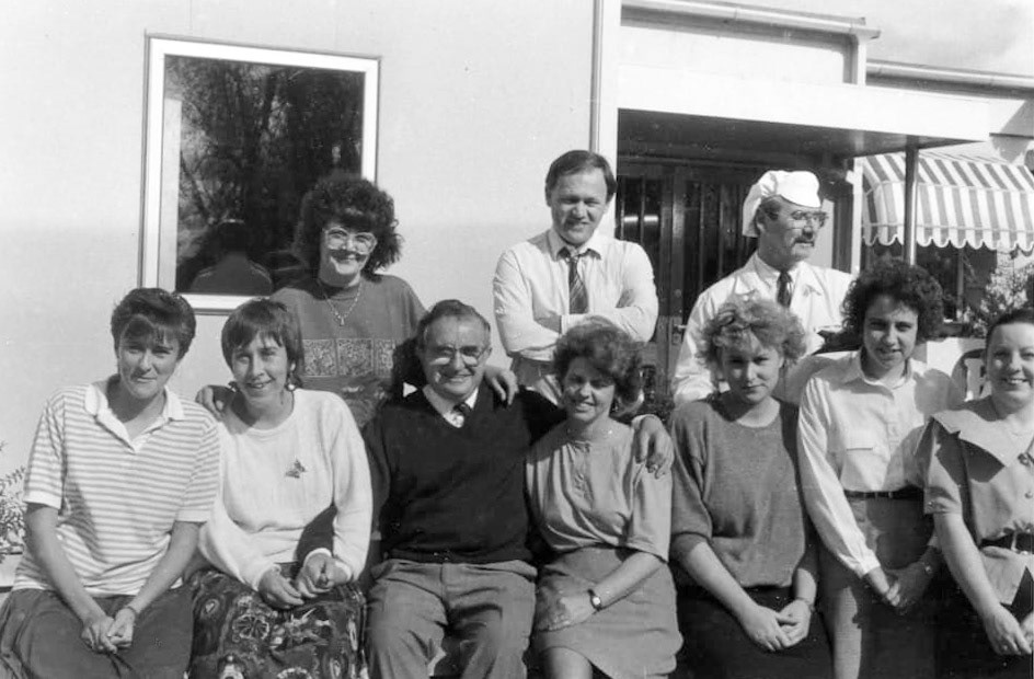 1980's Staplemead Angela Mowat, Alison Burge, Paula Lapham, Alfie Hunt, John Holland, Evelyn Putnam, Becky Linsdell, Jerry Malloy, Anne Markwell, Caroline West (Courtesy Angela Mowat)