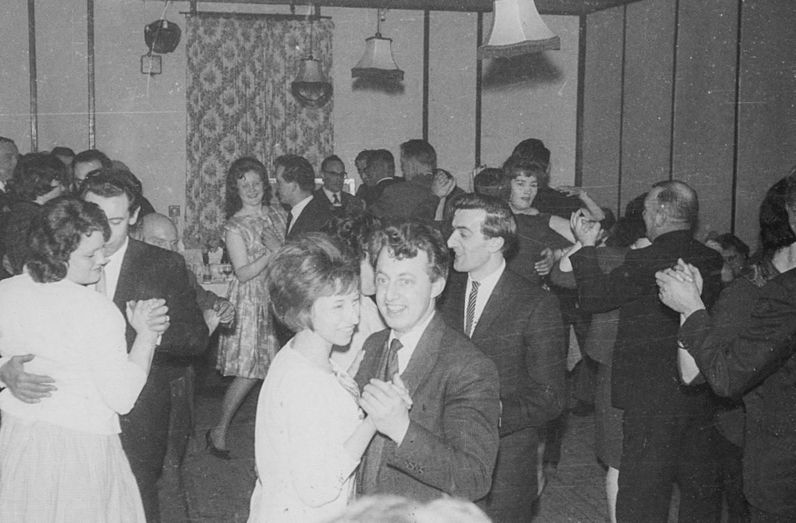 (Joe Lyons Collection)