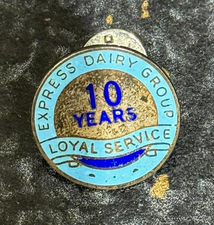 1970's? Ken comments "Just been going through some of my late dad’s stuff and came across these".(Courtesy Ken Simmons)