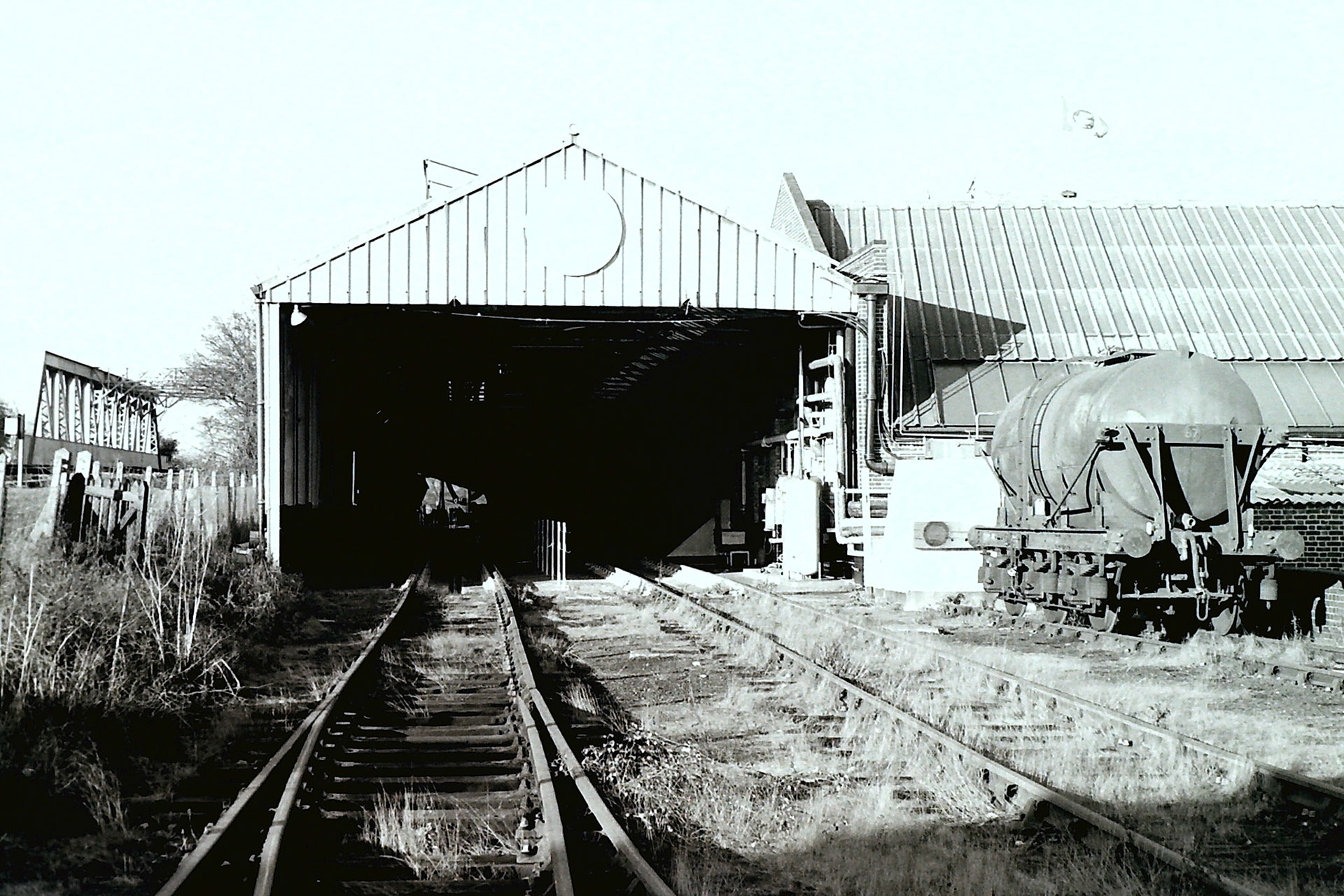 1970's South Morden rail unloading bay in operation. (Photographer Sam Jones)