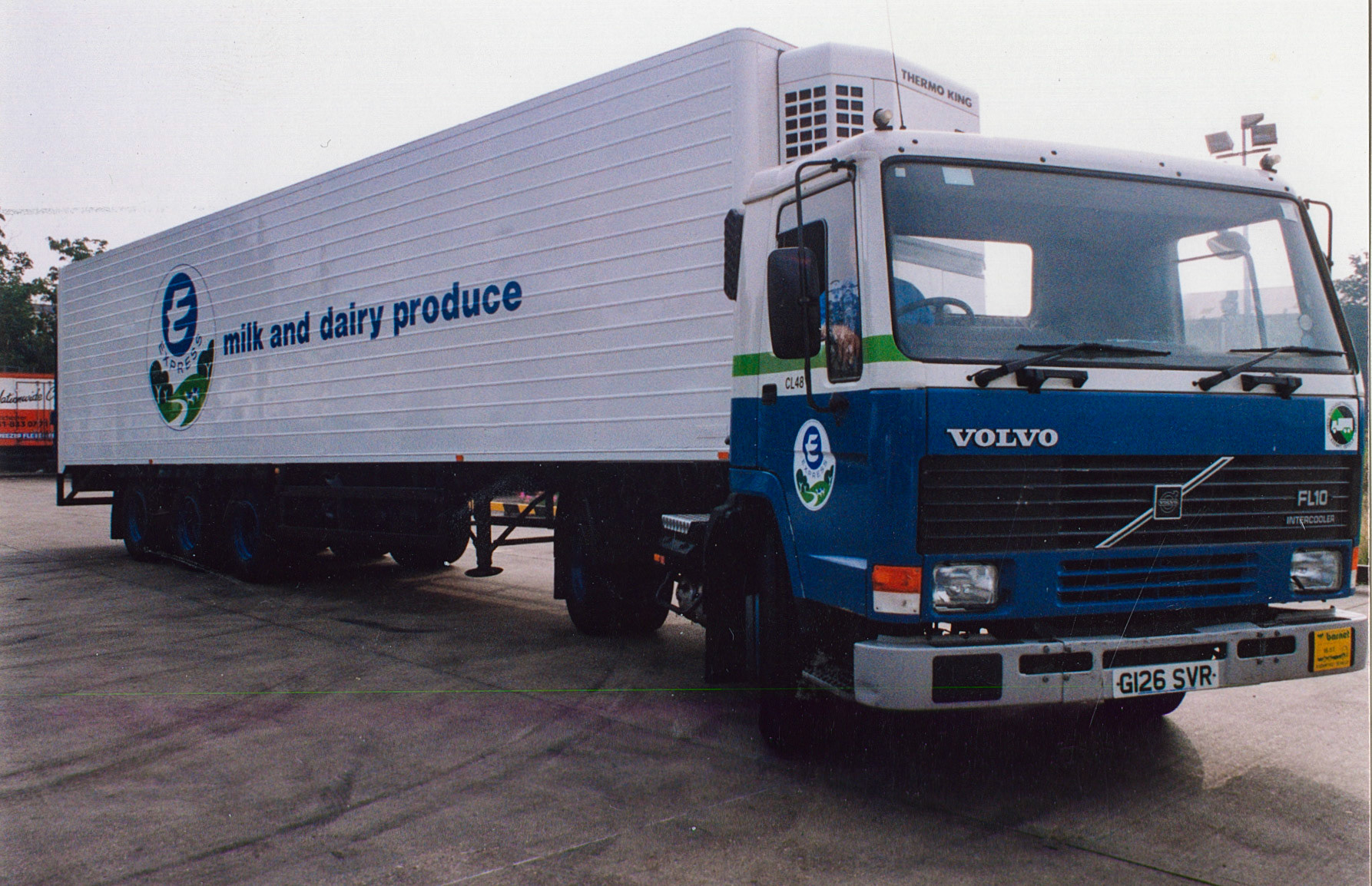 1989 Reg G126 SVR with refrigerated trailer (Courtesy Paul Luke)