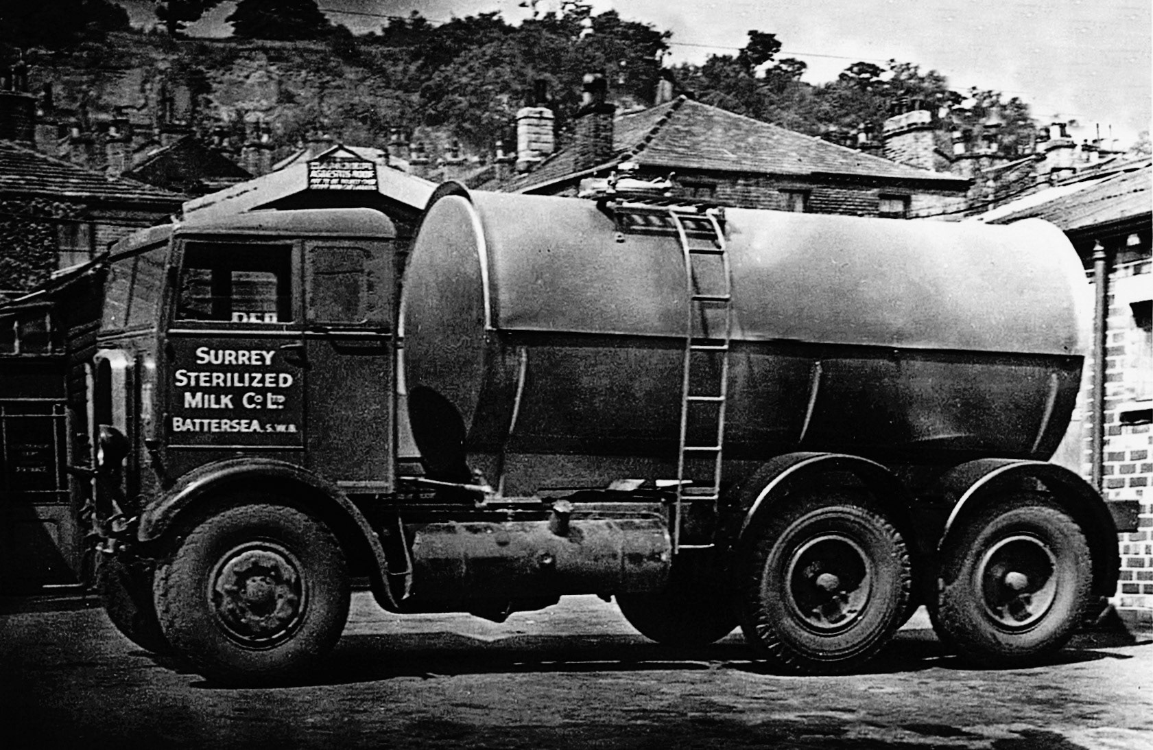 1920's Surrey Sterilised Milk Company, prior to Express Dairy takeover (Courtesy Dave Fane)