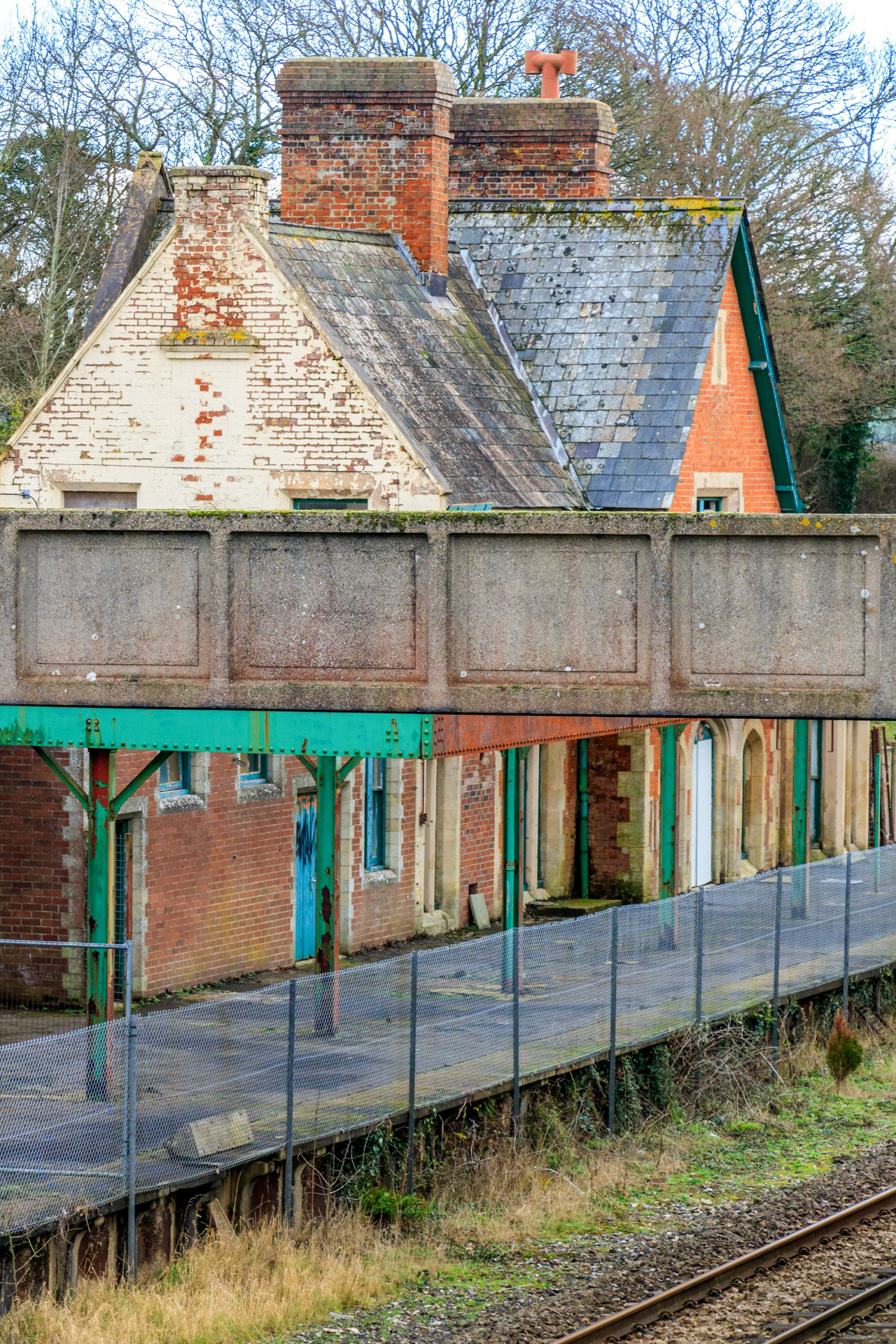 2010-2019 Seaton Junction. Gareth Barnard comments "Some images I've taken between 2010 and 2019, including when HST's were diverted though it on the 1st March 2019". (Courtesy Gareth Barnard, Disused Stations FB Group)
