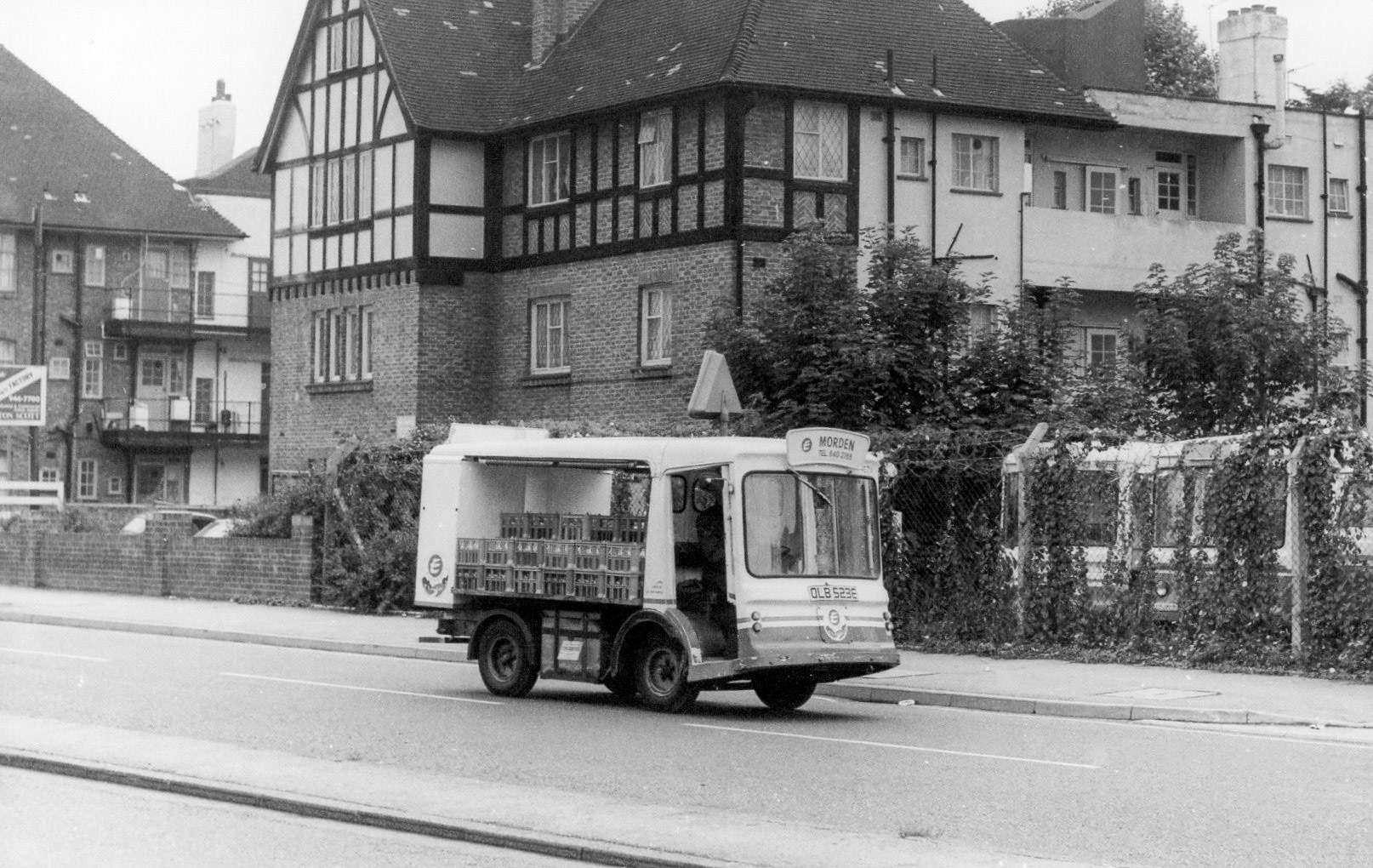 Morden Float in London Road, Morden, near the Depot. Raffaele Ralph Phillips comments "Coming back to Morden retail depot, where my missus worked as chief cashier late 70's and early 80's with Jess and Doreen, Mr (Stan) Pelham the guvnor at that time." (Courtesy Michael Aldread)