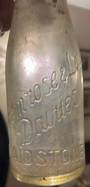 1900's Primrose and Len bottle. (Courtesy John Hakeman)