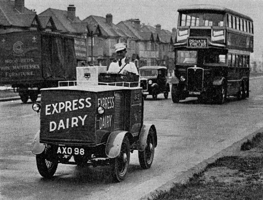 1932 GV Electric van. (1960 Picture Set from Express News Christmas edition)