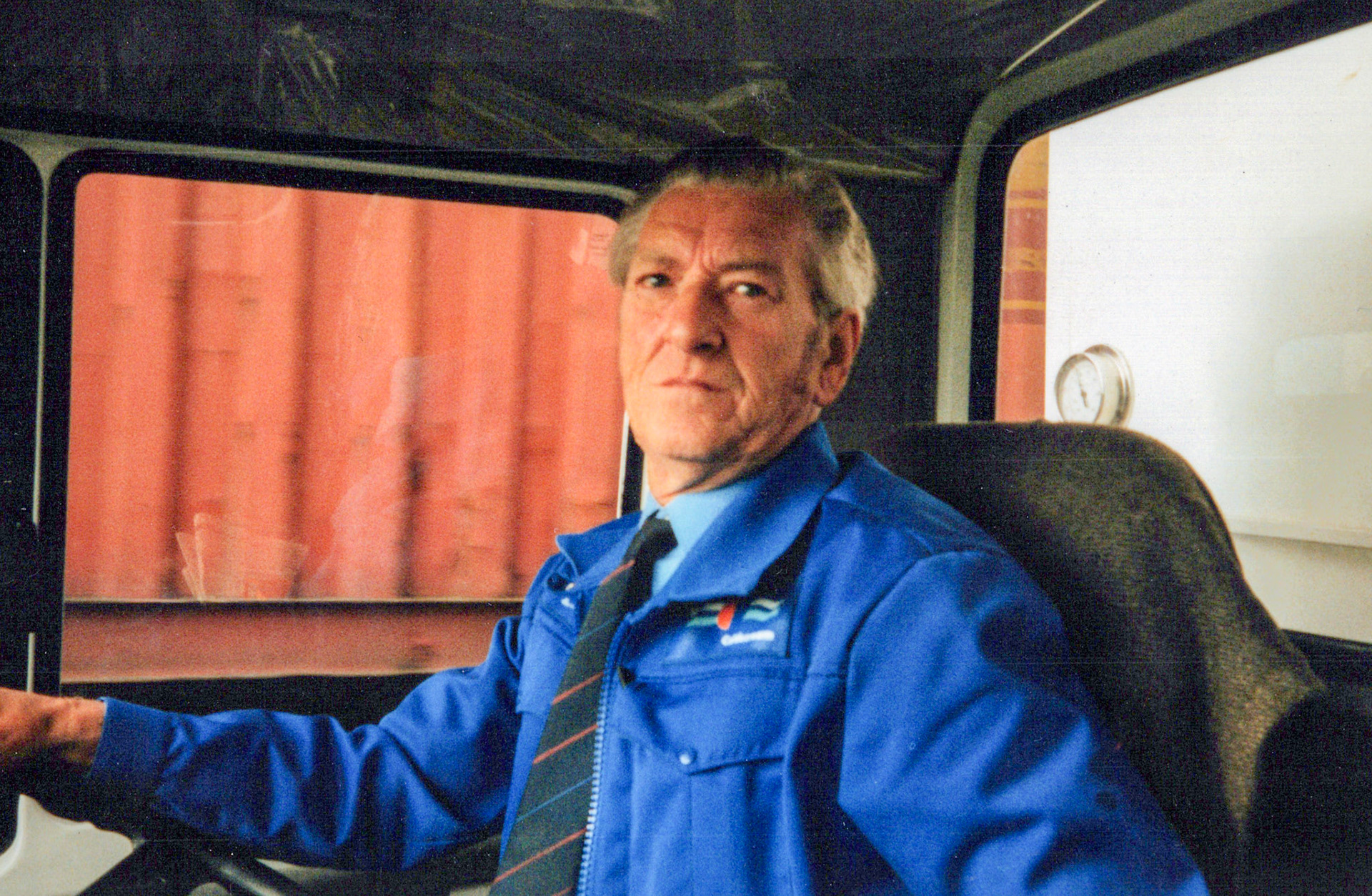 1980's Appleby. The late Eric Tunstall, Bulk Farm Collection and Express Catering Driver. Malcolm Lowery comments "Great bloke. Worked with him at Appleby on farm collection. He could always tell a good story." (Courtesy David Atkinson)