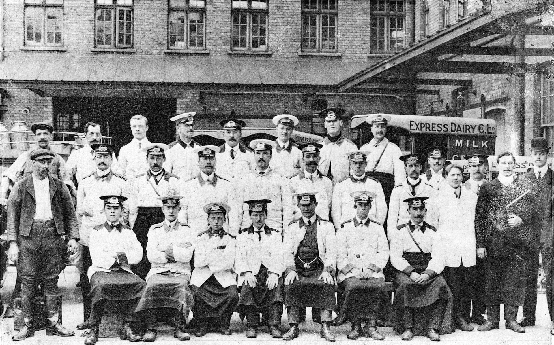 1907 Retail Staff at Tavistock Place. (Courtesy Paul Smith)
