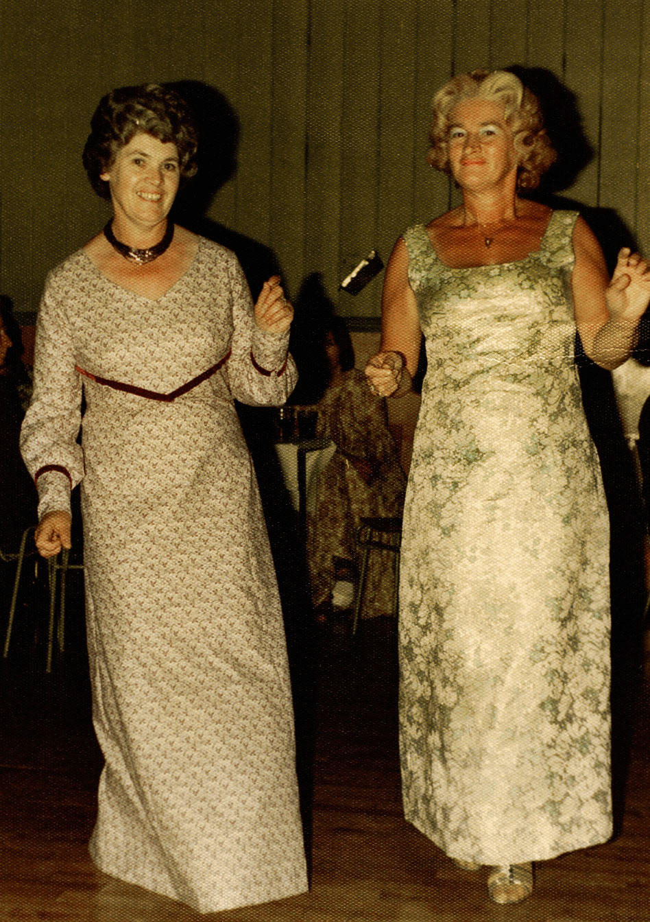 Sue Higgins comments "What a great photo of my Mum, Mary Evans and my Auntie Joan (Griffiths)" (Courtesy Joe Lyons)