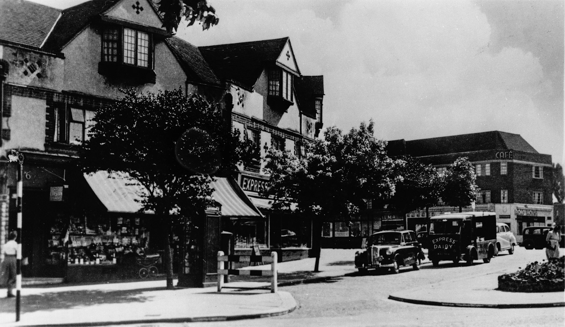 1960's? New Barnet Shop, Greenhill Parade (Courtesy Paul Smith)