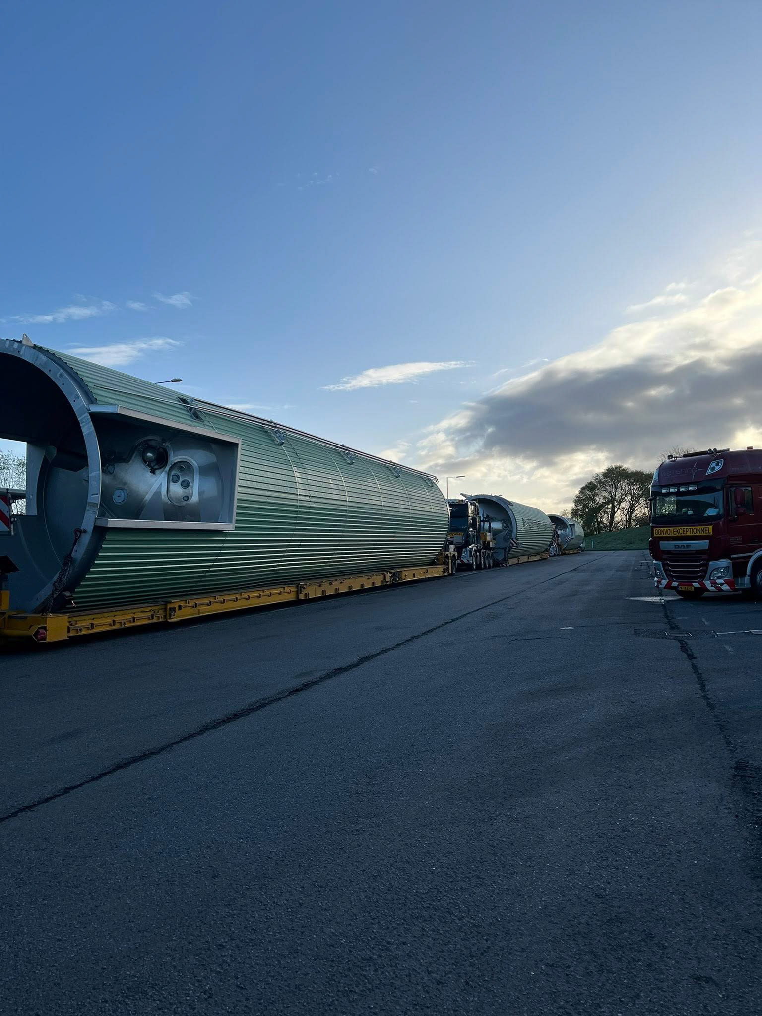 2026 North Tawton. Gary Parkinson comments "Four more silos for Taw valley— at Taunton Dean Services South." (Courtesy Gary Parkinson, Milk Tankers of the UK FB Group)