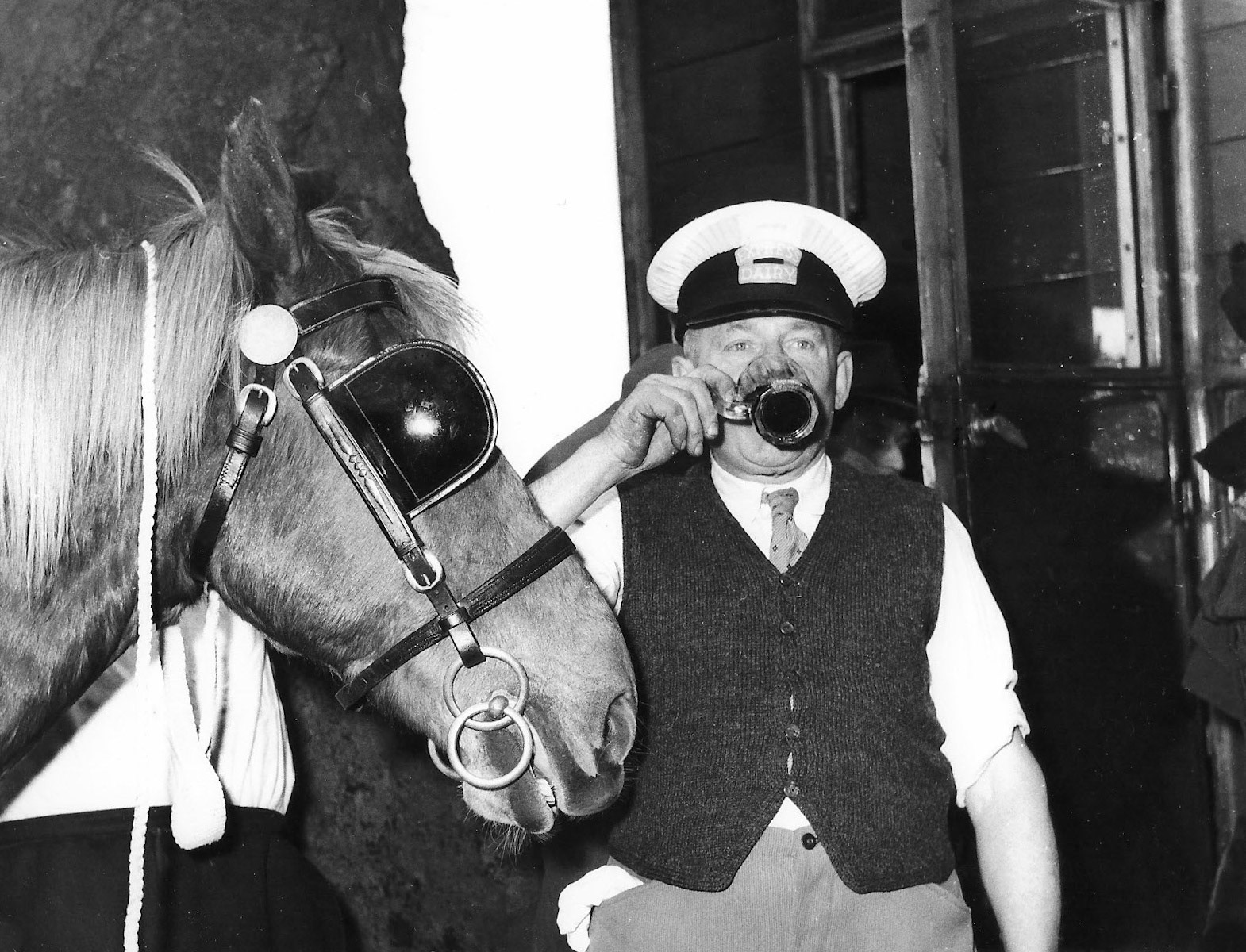 Bert Scott with horse 'Taffy' at a show. (Courtesy Brian Wastell)