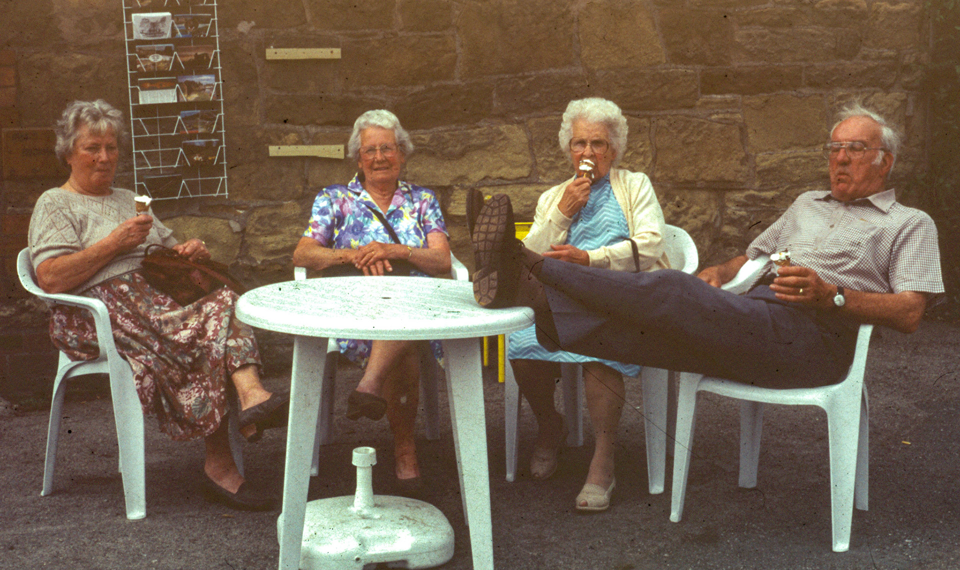 1995 Minsterley Social Events. Tish Pugh comments "My nan and grandad - Betty &amp; Cyril Jones (Cyril with his feet up and Betty on the left, opposite". Lorraine Fletcher adds "Betty and Cyril, this would be in the days Betty and Cyril visited the salon, I used to babysit Tanya and Shaun. Lovely people." (Joe Lyons 35mm slides)