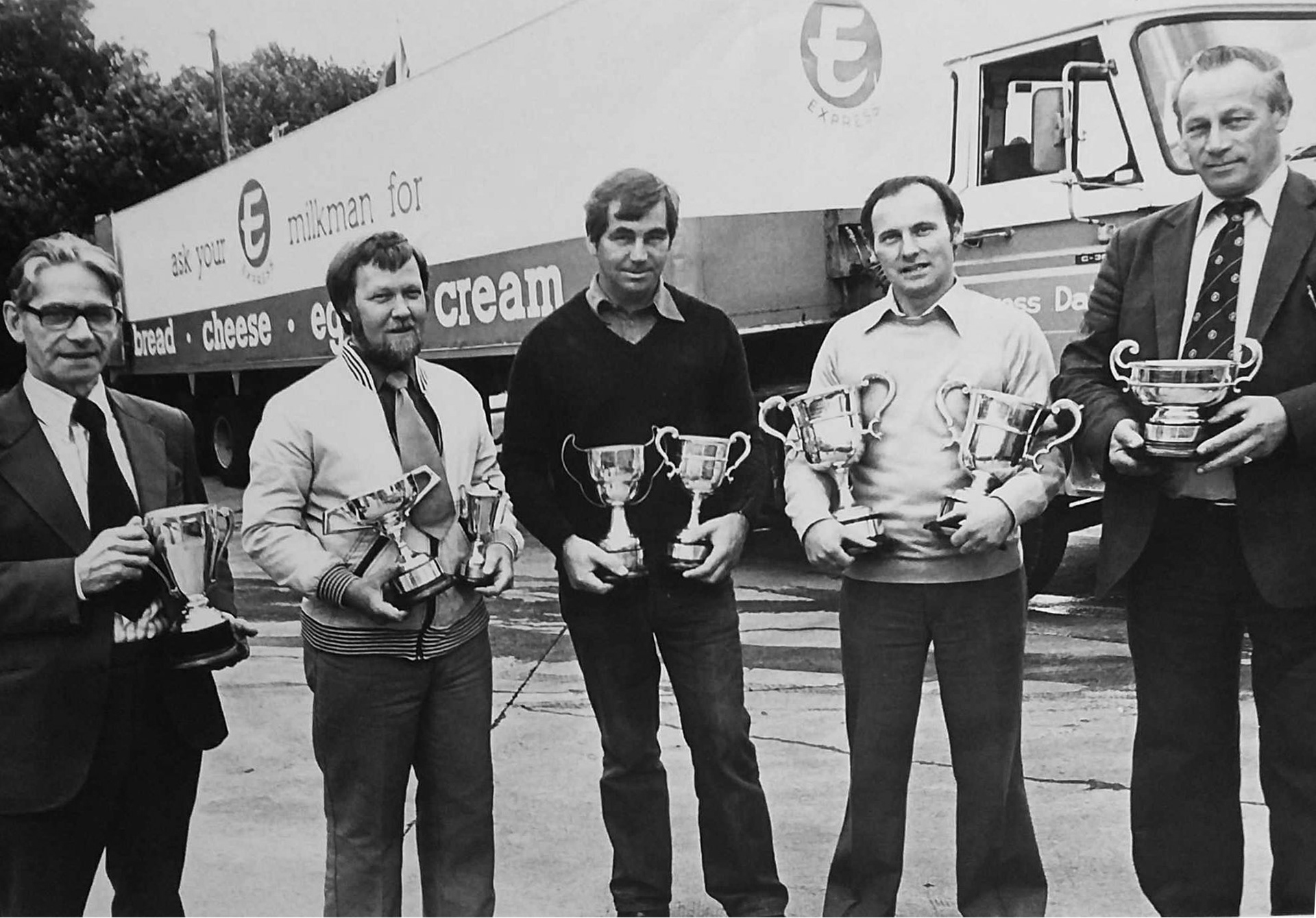 1981 Tarvin, Tony Woodward remembers" 'Commercial Motor' Lorry driver of the year, Fleetwood qualifying heat-we had a good day, three classes entered individually-Norman Bachmyer/ Dave Plank/ Geoff Lewis (RIP)/ Tony Woodward/ Bill Wilkinson (Transport Manager)" (Courtesy Tony Woodward)