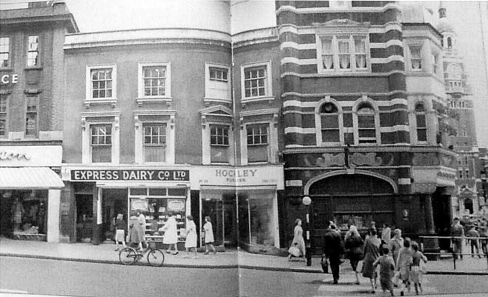 1930s Croydon Shop, 33 High Street. David comments "These buildings were demolished and replaced with the enclosed "St George's Walk" shopping precinct which opened in 1964. Just in view to the right is the clocktower of Croydon Town Hall". (Courtesy David Isted)