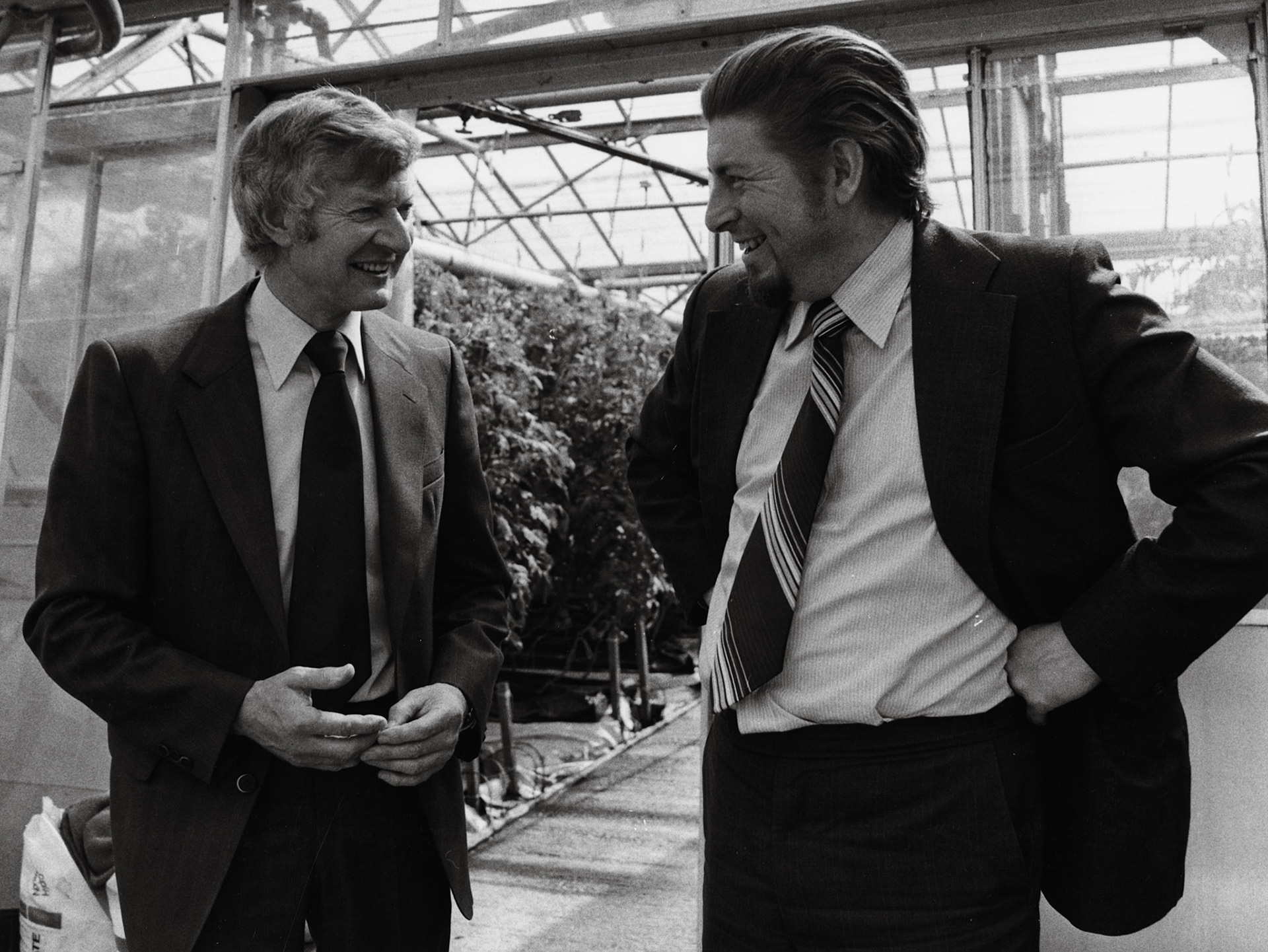 1979 Exel Project at Drax. Brian Gray (Express Foods Director) with Malcolm Taylor (CEGB) (Courtesy Tim Gray)