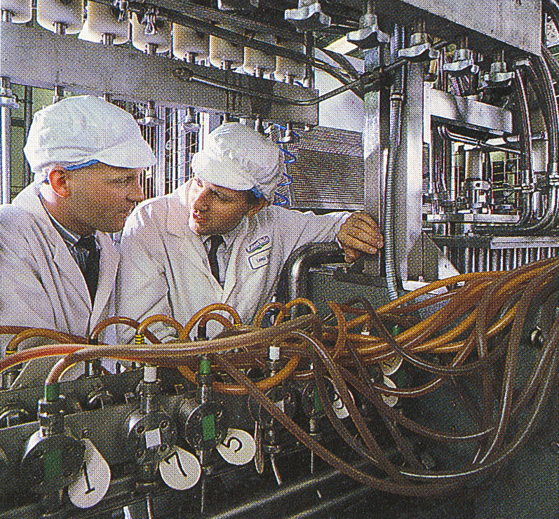 1987 Staplemead. Graduate Recruitment Brochure 'A New Perspective'- Erca filling machines. (Courtesy Soo Rose-Cook)