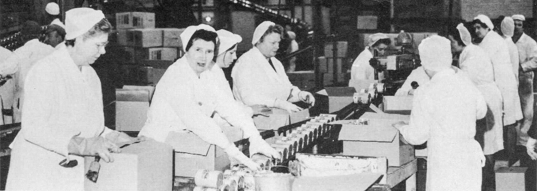 1969 Goldhanger Fruit Farms' relabelling unit, with Sue Hollick facing the camera.(Courtesy Lee Morrison)