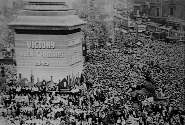 1945 Express customers never went without milk during the war. (Express 125 Years video still)