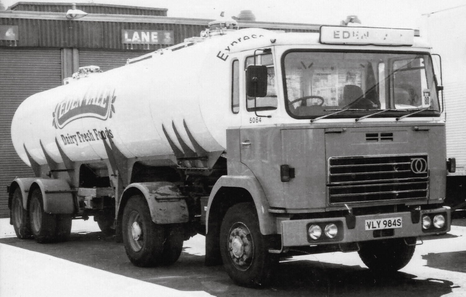 1988-90 Robin Carrington comments "A few pictures from trucks I drove when at Ruislip working for Express Distribution-Coldsteam 1988-1990: Whitefield-Cuddington-Minsterley-Staplemead-Milborne-Patchway" (Courtesy Robin Carrington)