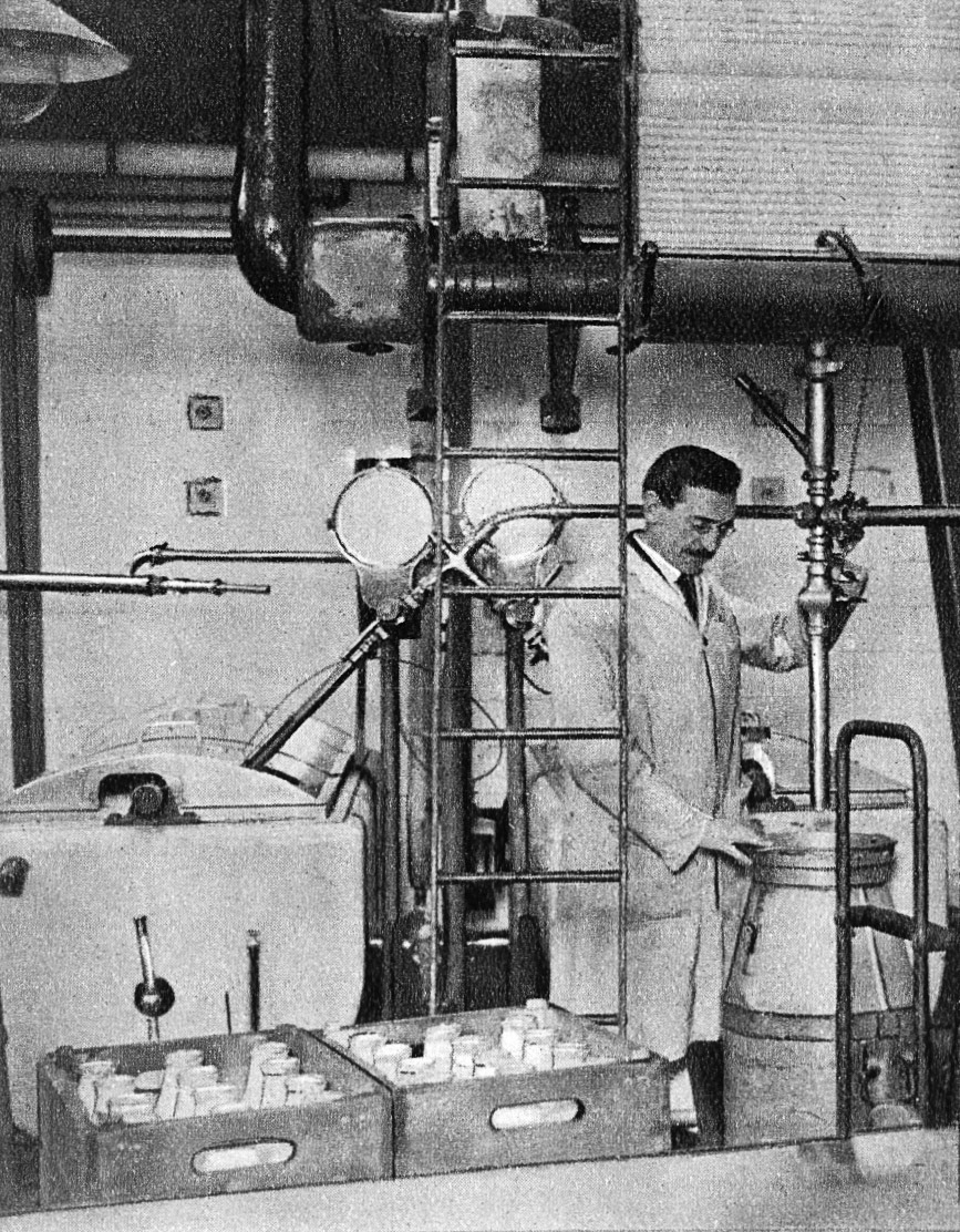 1940's College Farm. "At work at a Model Dairy Farm, Pasteurizing milk, which means keeping it at a temperature of 130° to 160° Fahrenheit to destroy bacteria." (Express Dairy Tales Collection)