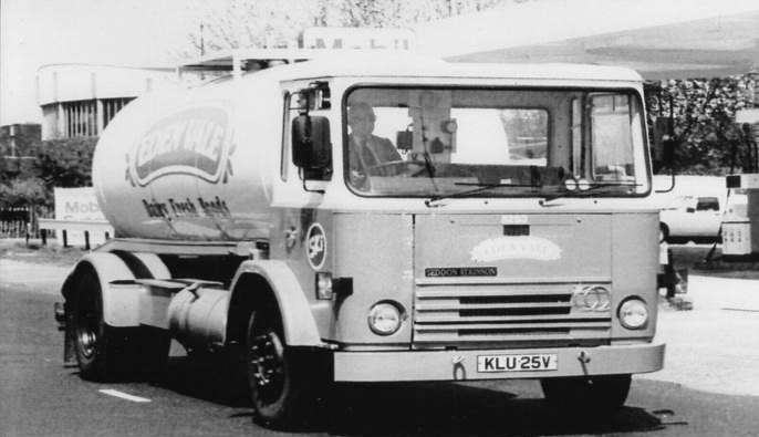 1980's Eden Vale Farm Collection Tanker KLU 25V (Courtesy Richard Gaylard)