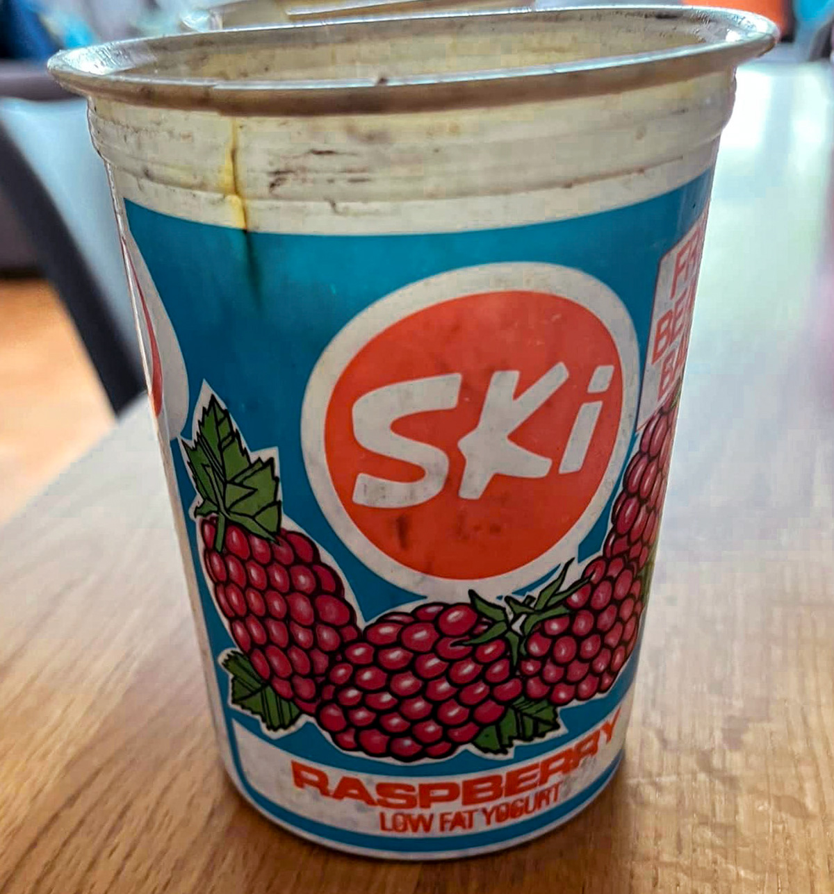 1980's ? Cuddington Ski Carton (Courtesy Tim Randles)