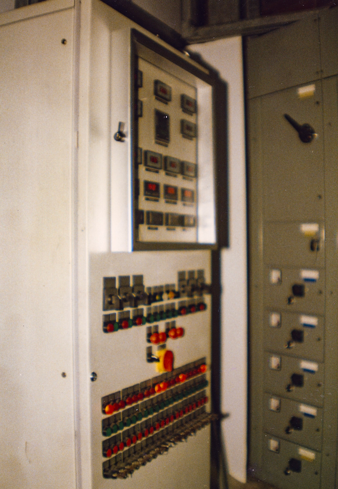 1980s Exeter Processing-silo and milk reception construction. (Pictures by Syd Johnston, presented by his son Ian via Teresa Heal)