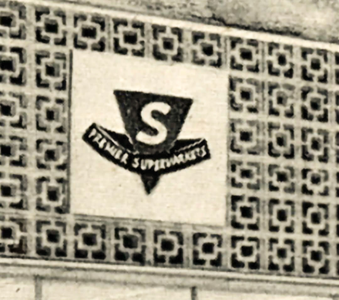 2025 Mark Amies comments "The former Premier supermarket at 368 Station Road, Harrow (previously an Iceland, closed in 2023) was converted into a Banqueting hall in 2024. What is interesting is the ghost of the Premier Supermarkets sign, obviously covered over when it transitioned to Mac Fisheries, then International Stores, Gateway, Somerfield, and Iceland." (Courtesy Mark Amies)