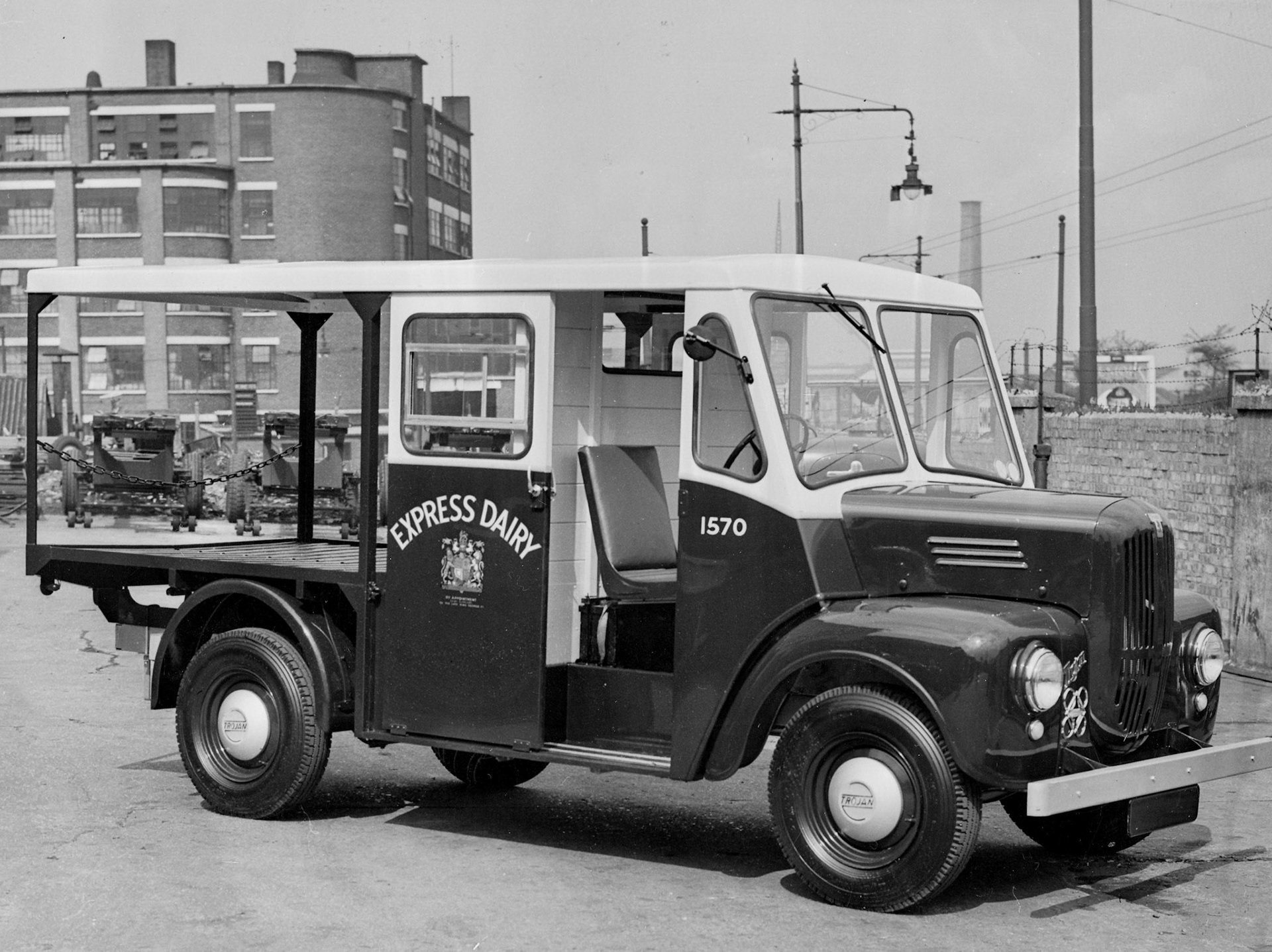Express dairy Milk float 1570. Dave Fane comments "The bodywork on Trojan 1570, and I would think the other ones, was done by Strachans of Acton, where I expect the photos were taken. Float 1570 was sold on after about two years with Express." (Courtesy Trojan Trust)