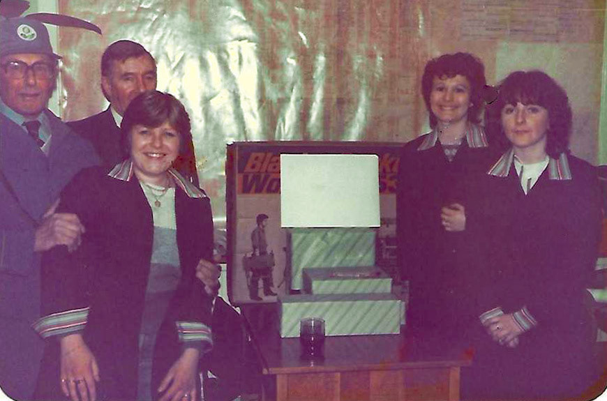 1980's Welling Depot, Len Hills retirement. Robin Fraser Bell identifies Gordon Edwards (manager, at back, also my manager at Orpington depot in the 80s), office girls-back right Sue Tracey, Janet on the left. Sue married Dave Grainger, one the Express managers/ assistant. Michael Aldread adds "Great manager was Gordon, I learned a lot from him when I first started at Canonbury depot. He was there from late '82 until it closed in '84.". Dave Fane adds "Gordon Edwards was manager at Kenley depot in the late 1970s, a real gentleman."