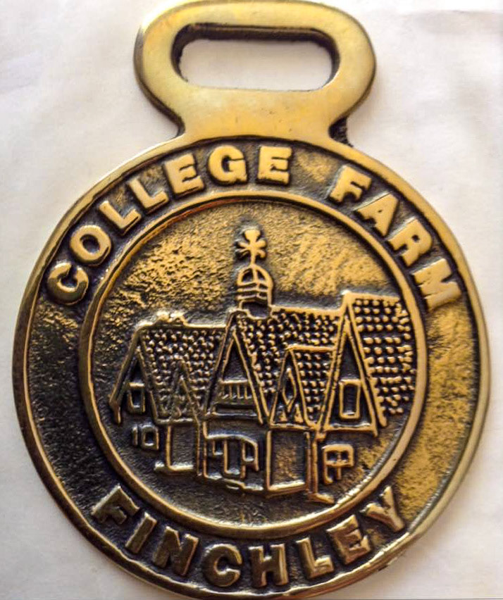 College Farm 'horse brass' . (Courtesy Alan Winter, FINCHLEY - A TRIP DOWN MEMORY LANE FB Group)