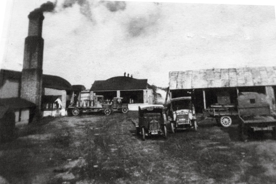 1920's Minsterley. Creamery/ butter packing site. June Pinches comments "I think this may be the Old Creamery which became the egg packing station and is now Willow Scott Park" (Courtesy Mark Farmer, Pontesbury past and present FB Group)