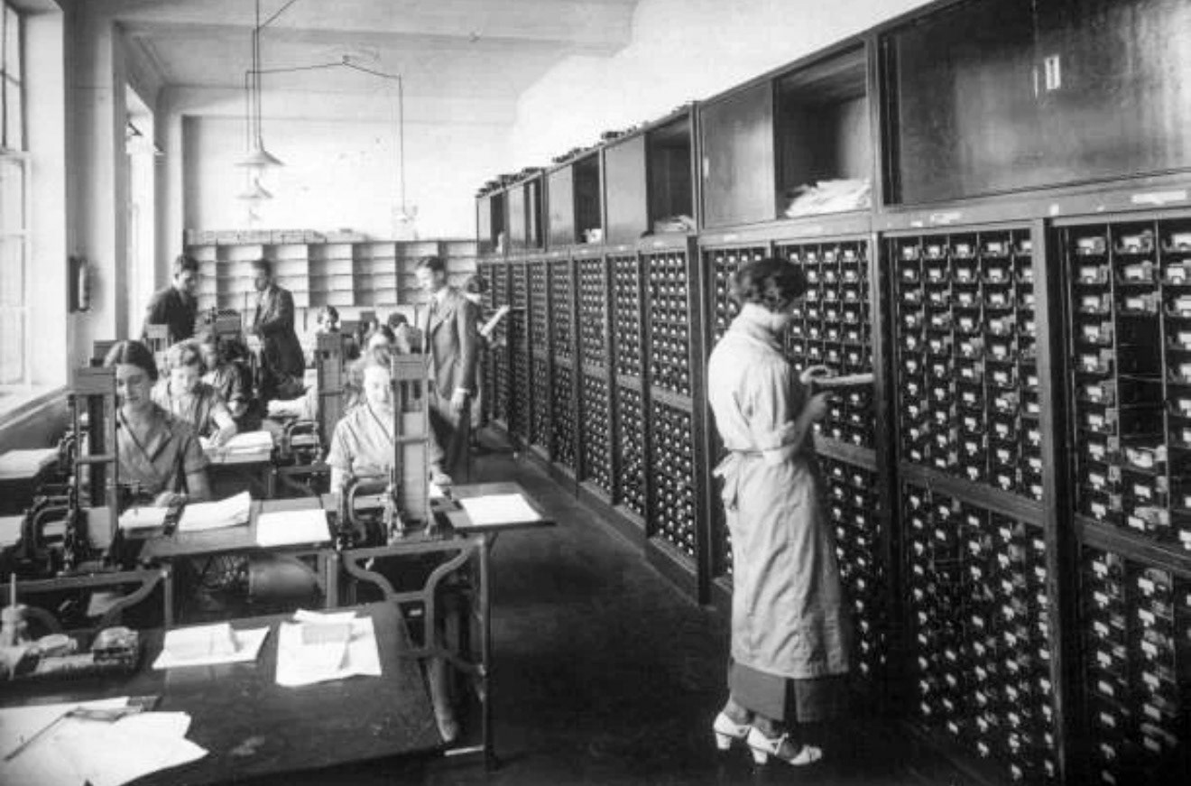 1930s MMB Addressograph Room at Thames House, Millbank (Courtesy blueunicorns, eBay)