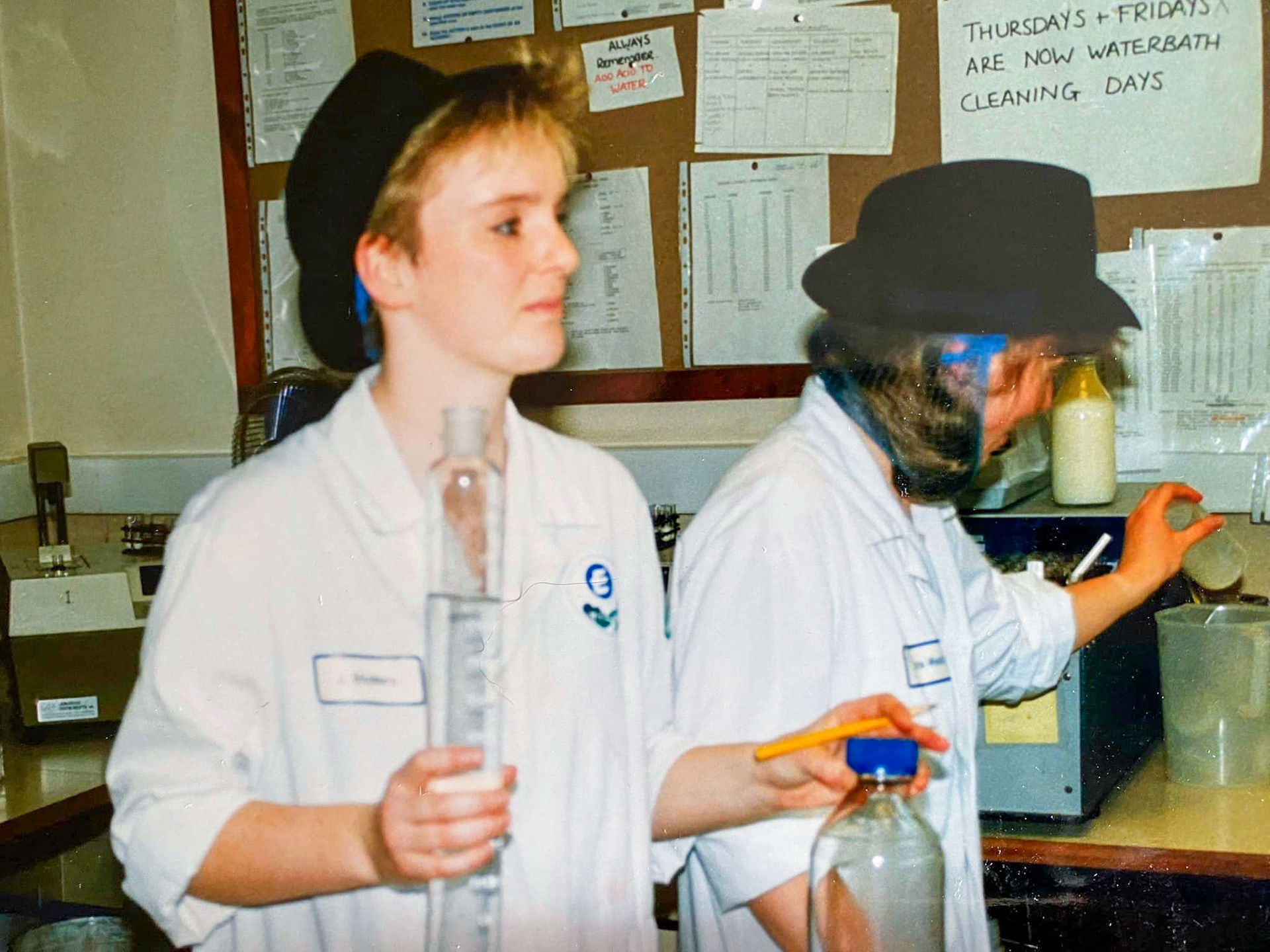 1980's? Exeter Laboratory - Jackie Ditchburn and Sandra Wyatt. (Courtesy Paul Ditchburn)