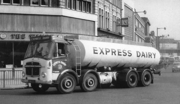 1960'S Express Tanker (Courtesy Richard Gaylard)