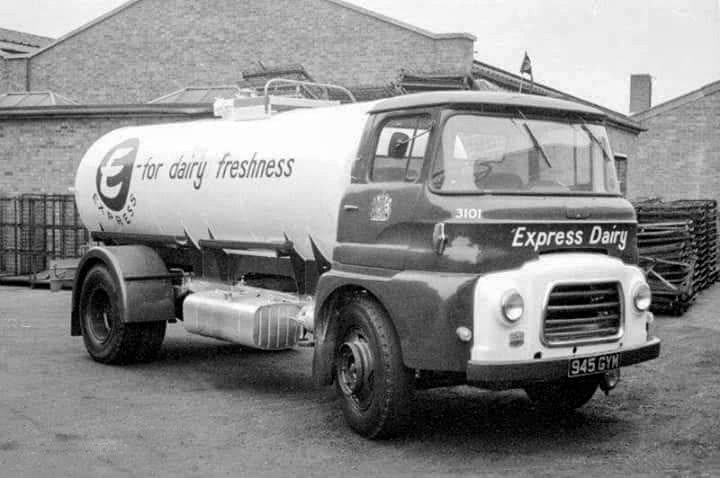 1960's Express Tanker 945 GYM, Fleet No 3101 (Courtesy Phillip Budd)