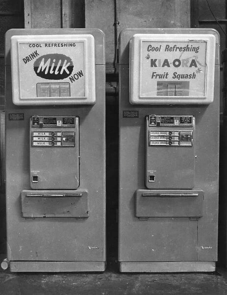 1960's Ruislip High Street. Russell Chaney comments "Does anyone remember the milk and orange refrigerated vending machines outside the Express Dairy, at the top of Ruislip High Street?" (Courtesy Russell Chaney, Ruislip Memorories FB Group)