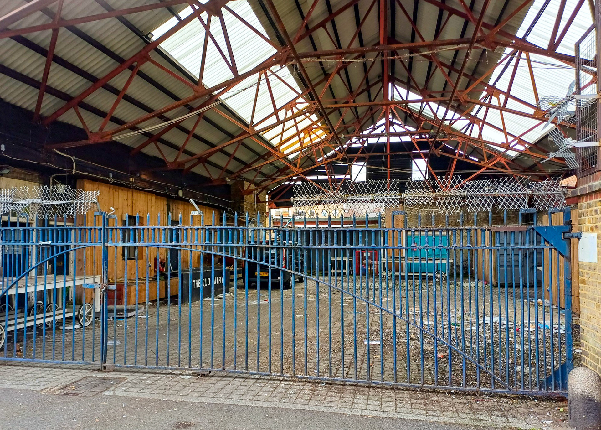 2025 Upper Norwood Depot on 17-09-2025. Martin Stevens adds "In Paddock Passage, where I started when I left school, there were garages opposite where the vehicles were kept. I locked and unlocked those gates many times-25 rounds in all."  (Courtesy Tim Obrien)