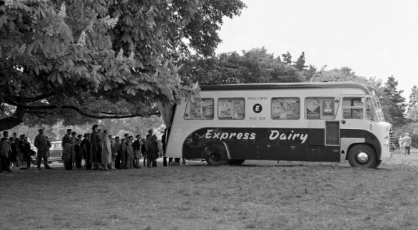 1956 Banstead, Bedford Mobile Shop and Milk Bar. (Courtesy NA3T/ Michael Aldread)