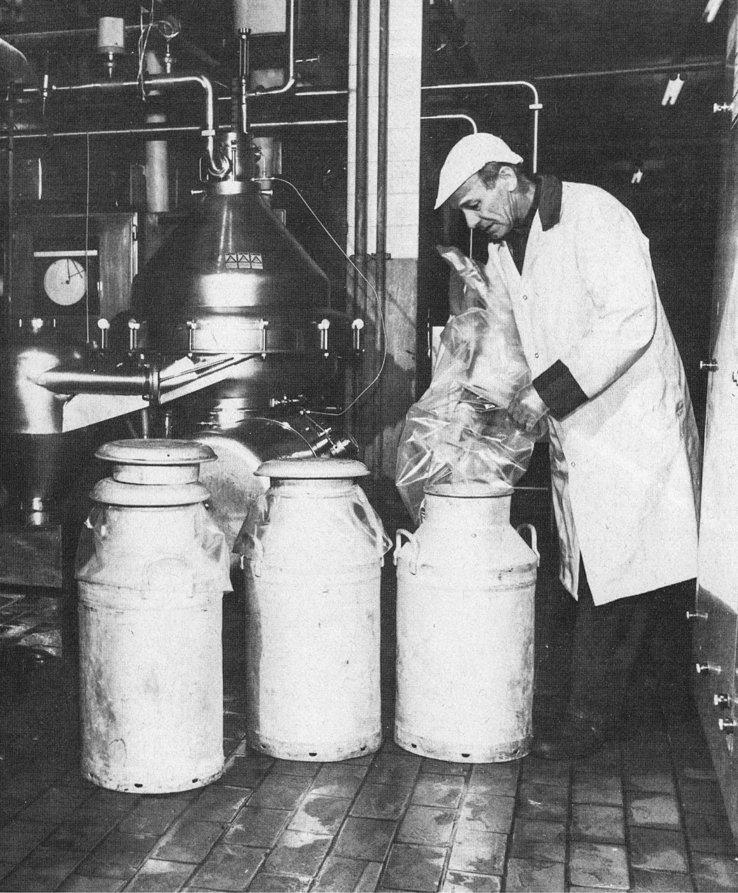 1982 Christmas Cream preparation at Honiton (Derek Ostler)