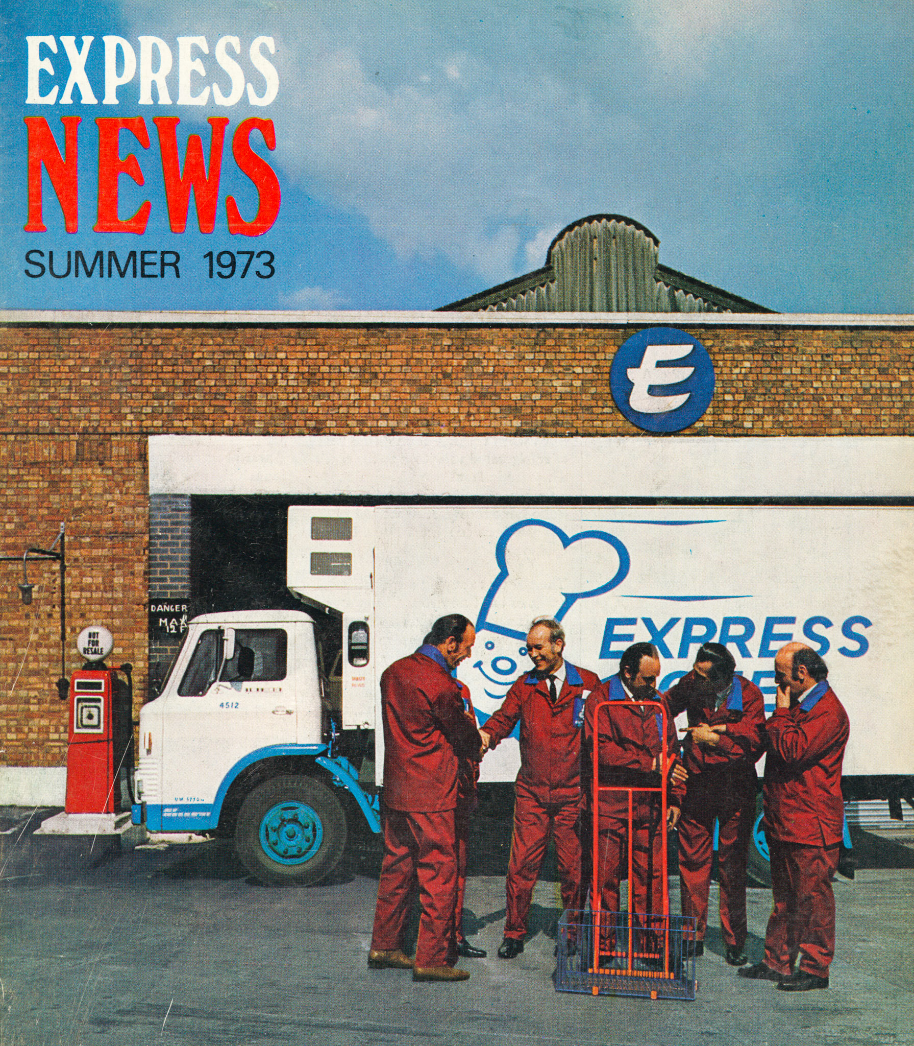 1973 'Express Chef' gets under way at Bollo Lane, front cover of Express News, Summer 1973. John Carey remembers "Bollo Lane, Acton - we used to go there to pick up supplies like cream and milk - reasonably big place." Peter Roper adds "Yes, I remember it well too, I went there in the 70’s to bottle the ‘Royal Cream’... ready for loading onto the Royal Yacht Britannia for a royal tour".