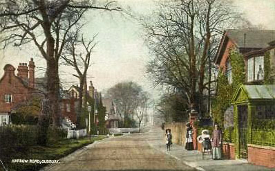 Postcard of Harrow Road, c.1910, showing Crabs House on the right and Sudbury Park Farm on the left.[Source: Brent Archives] (Courtesy Philip Grant, Wembley History Society)