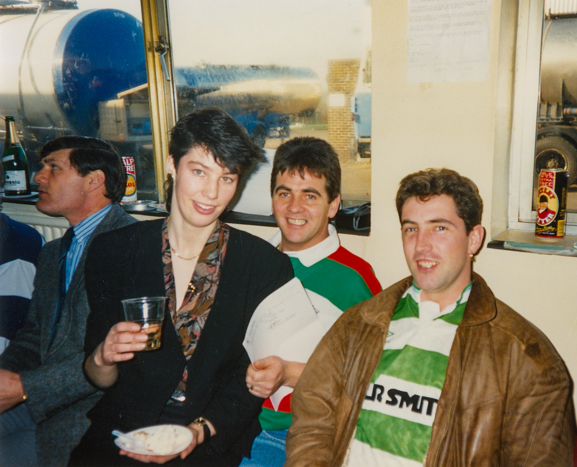 1992 Honiton Last Day, January 10th: Peta Wakeham, Phil Stevens and Mike Murphy in the canteen. (Courtesy Wendy Hawker)