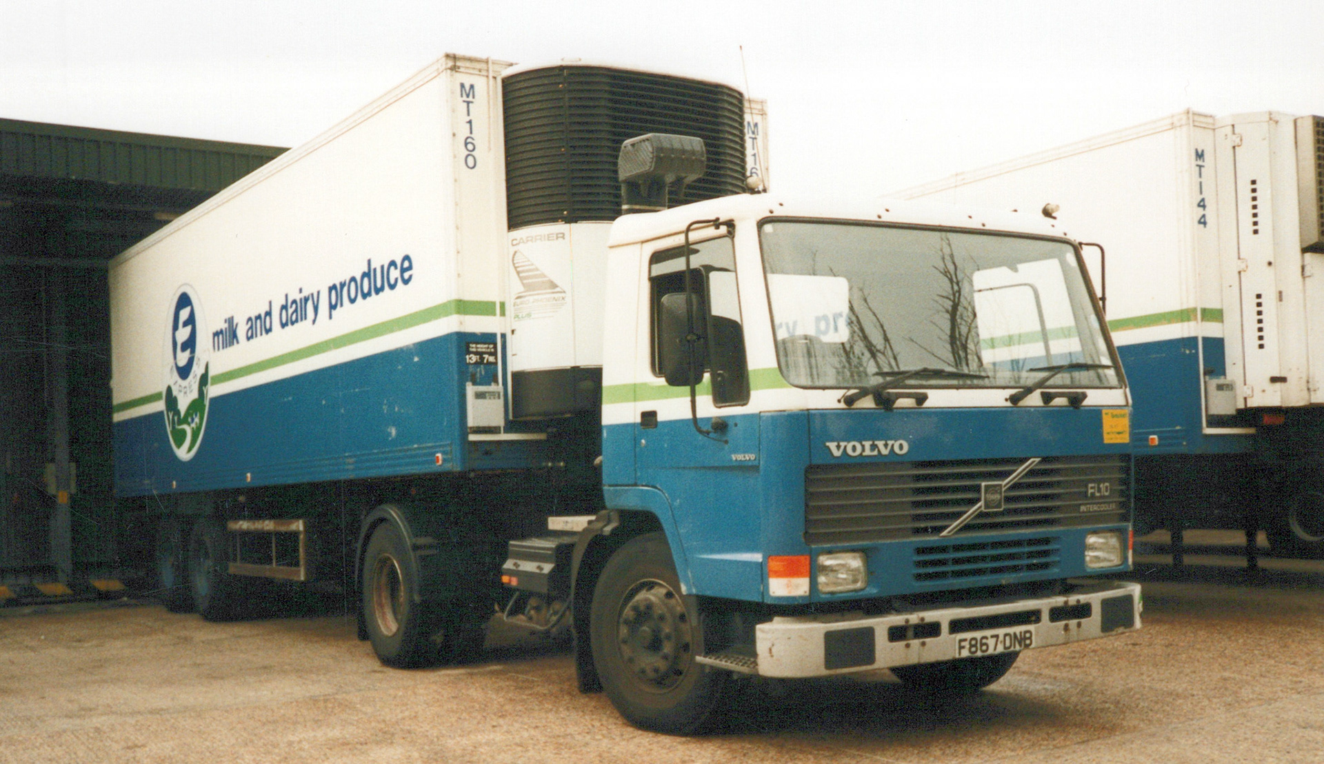 1987 Double deck trailer for carrying tetratainers of carton milk. (Courtesy Dave Fane)