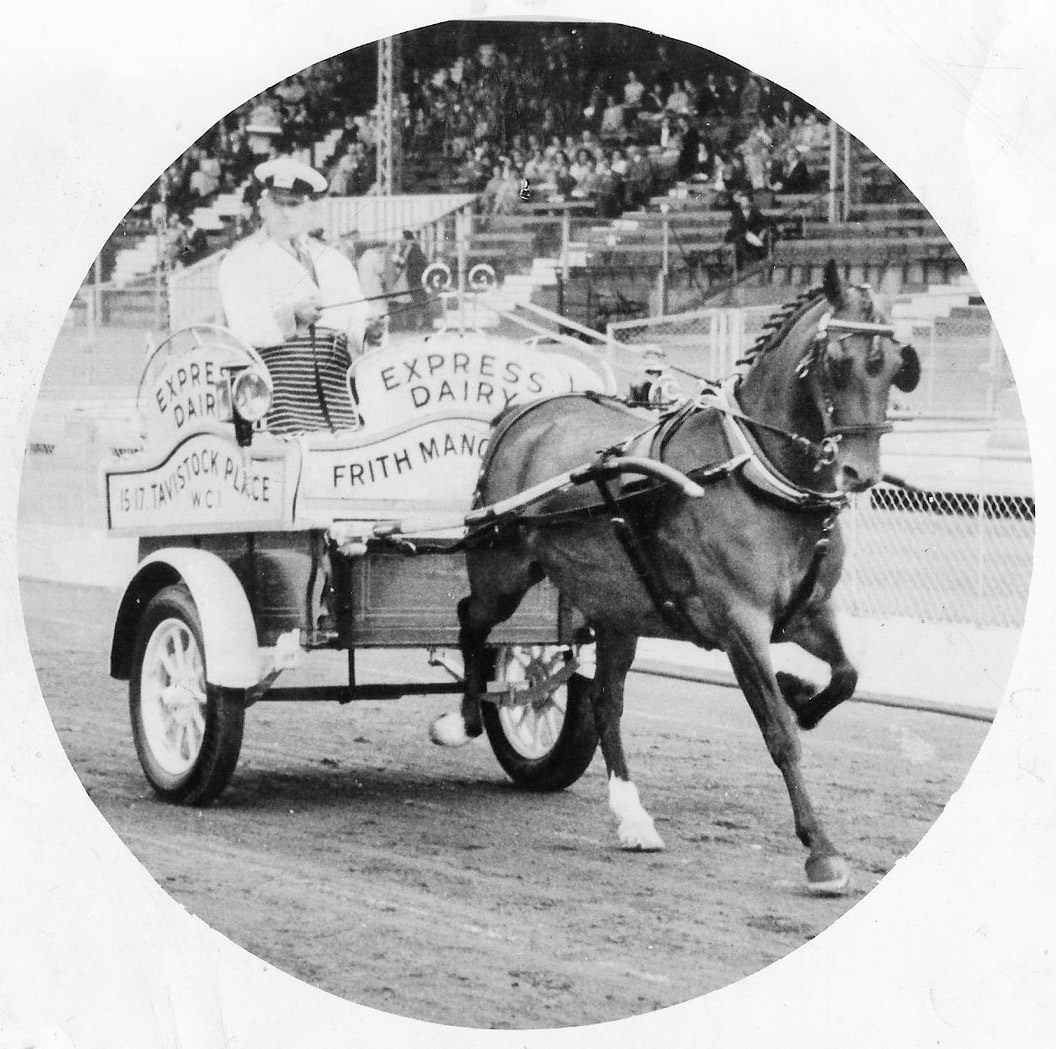 1958, Richmond Royal Horse Show (Courtesy Brian Wastell, FB EDT)