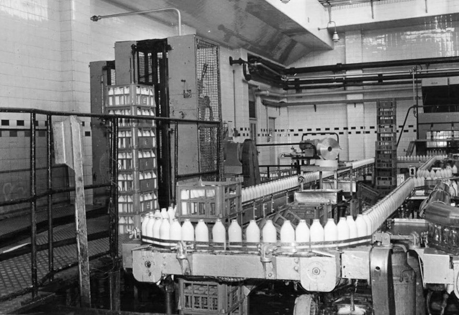 1982 Bromley Processing Dairy, in Farwig Lane. (Courtesy Paul Smith)